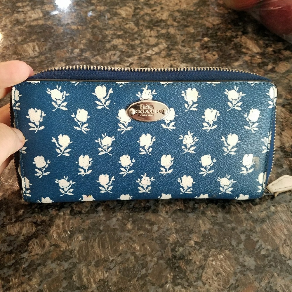 Coach wallet